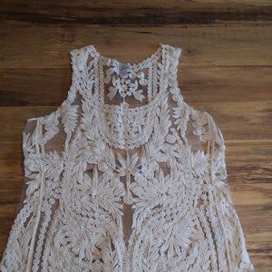 J.Gee Ivory Embroidered Sheer Lace Top Large